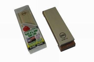 King Matsunaga Stone Co. Home Sharpening Stone G-45#220 (Japan Import - View #7